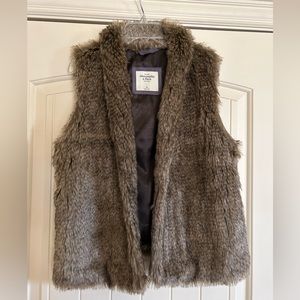 Abercrombie fur vest